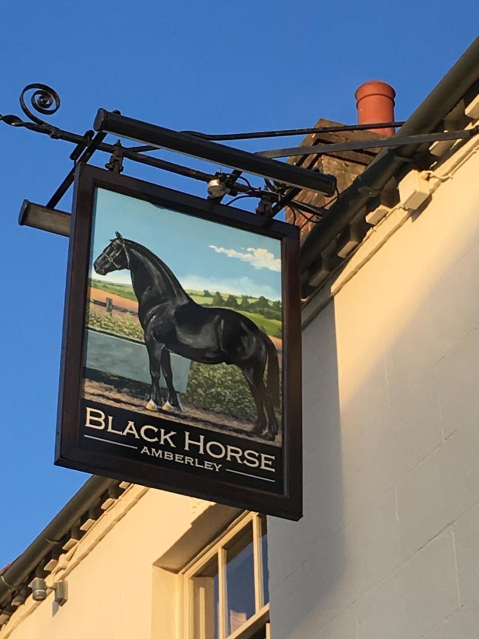 Black Horse Amberley  Exterior photo